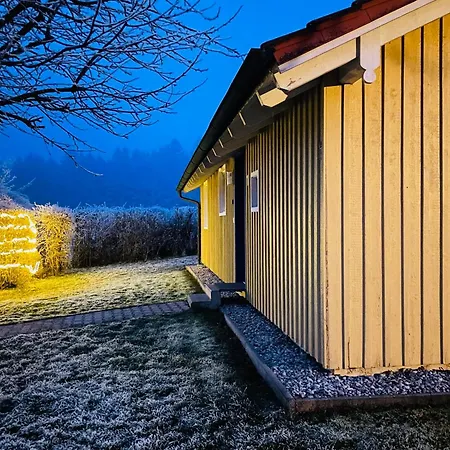 Holiday home Ferienhaeuschen 200 M Vom See, Mit Eigenem Garten, Urlaub Mit Hund In Der