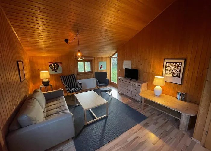 Holiday home Ferienhaeuschen 200 M Vom See, Mit Eigenem Garten, Urlaub Mit Hund In Der *