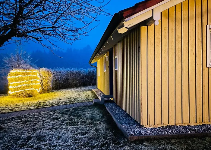 Holiday home Ferienhaeuschen 200 M Vom See, Mit Eigenem Garten, Urlaub Mit Hund In Der