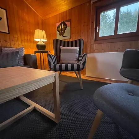 Ferienhaeuschen 200 M Vom See, Mit Eigenem Garten, Urlaub Mit Hund In Der Casa vacanze Postmünster